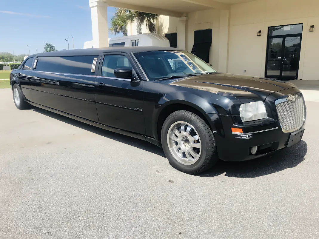 10 passenger Chrysler 300 black stretch limousine exterior